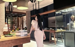 日本真人边吃奶边做爽免费视频